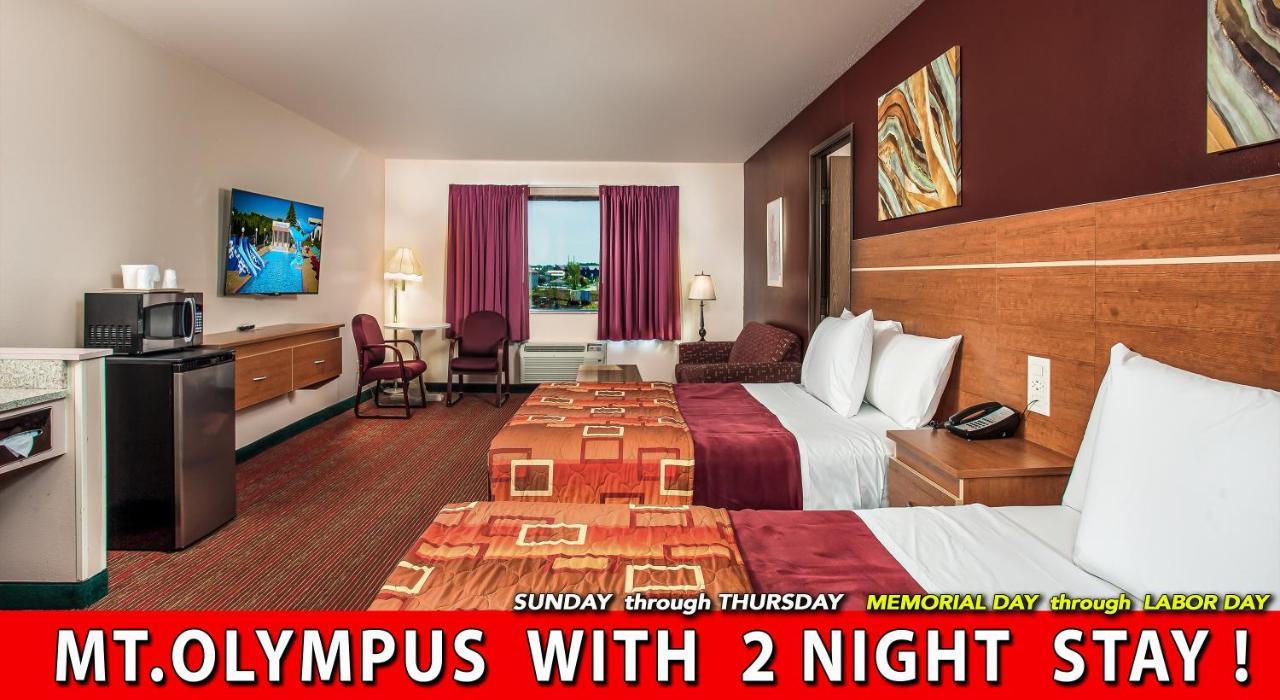 Grand Marquis Waterpark Hotel & Suites Lake Delton Exterior photo