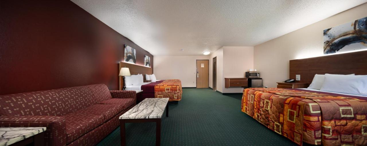 Grand Marquis Waterpark Hotel & Suites Lake Delton Exterior photo